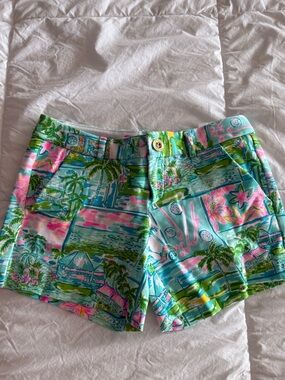 EUC Lilly Pulitzer Callahan Honda Classic golf shorts size 00